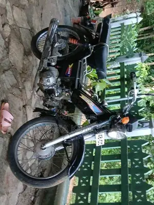 Loncin Loncin 2012 Motorbike (Used)