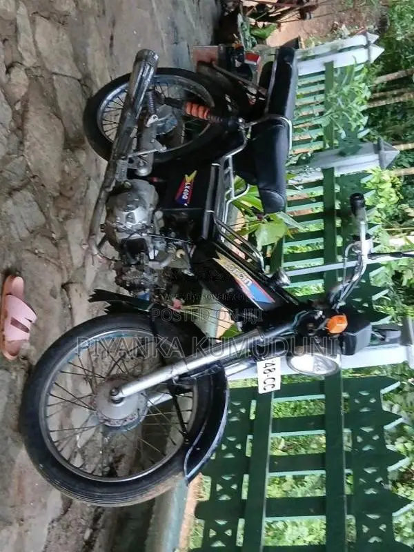 Loncin Loncin 2012 Motorbike (Used)