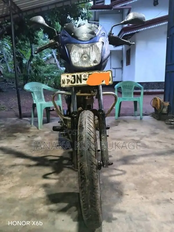 Bajaj Caliber 2005 Motorbike (Used)