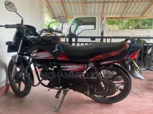 Hero HF Deluxe 2024 Motorbike (Used)