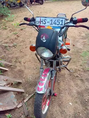 Bajaj Boxer 2005 Motorbike (Used)