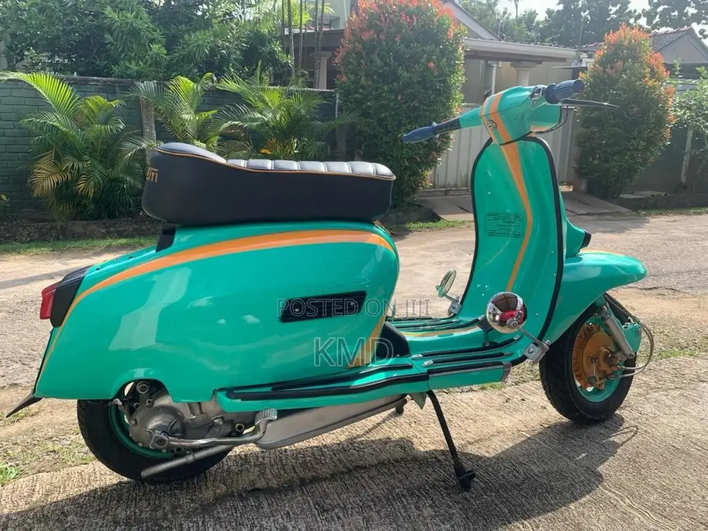 Vespa GP150 1980 Motorbike (Used)