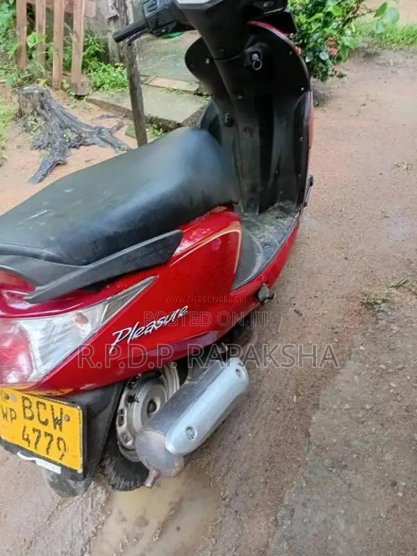 Hero Pleasure 2015 Motorbike (Used)