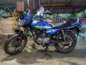 Bajaj Caliber 2005 Motorbike (Used)