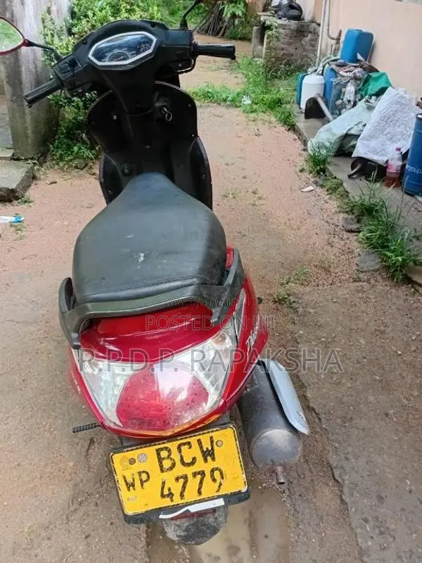 Hero Pleasure 2015 Motorbike (Used)