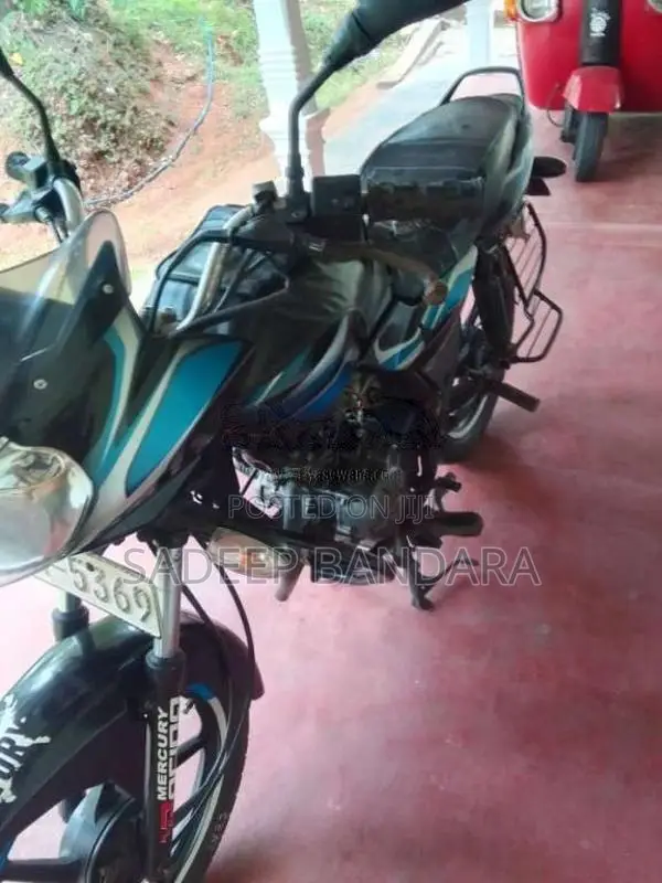 Bajaj Discover 100 2012 motorcycle (Used)