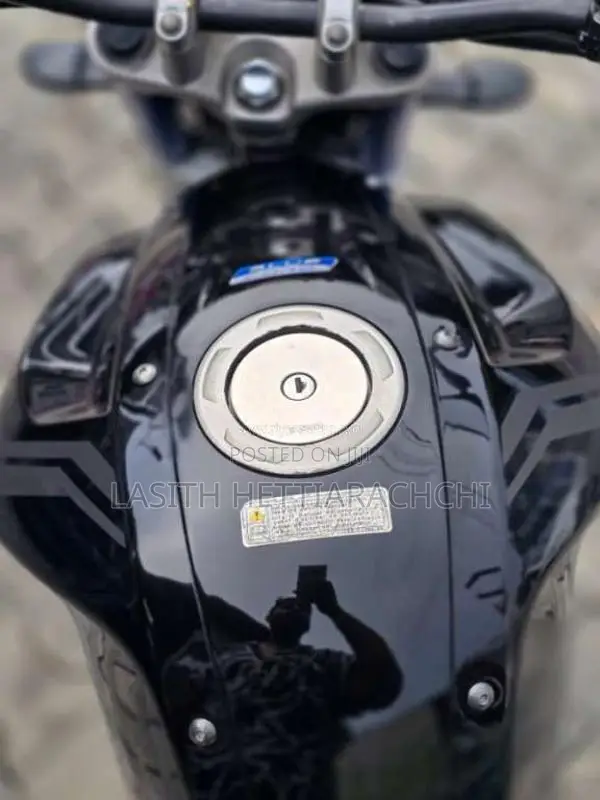 Yamaha FZ Version 2.0 2018 Motorbike (Used)