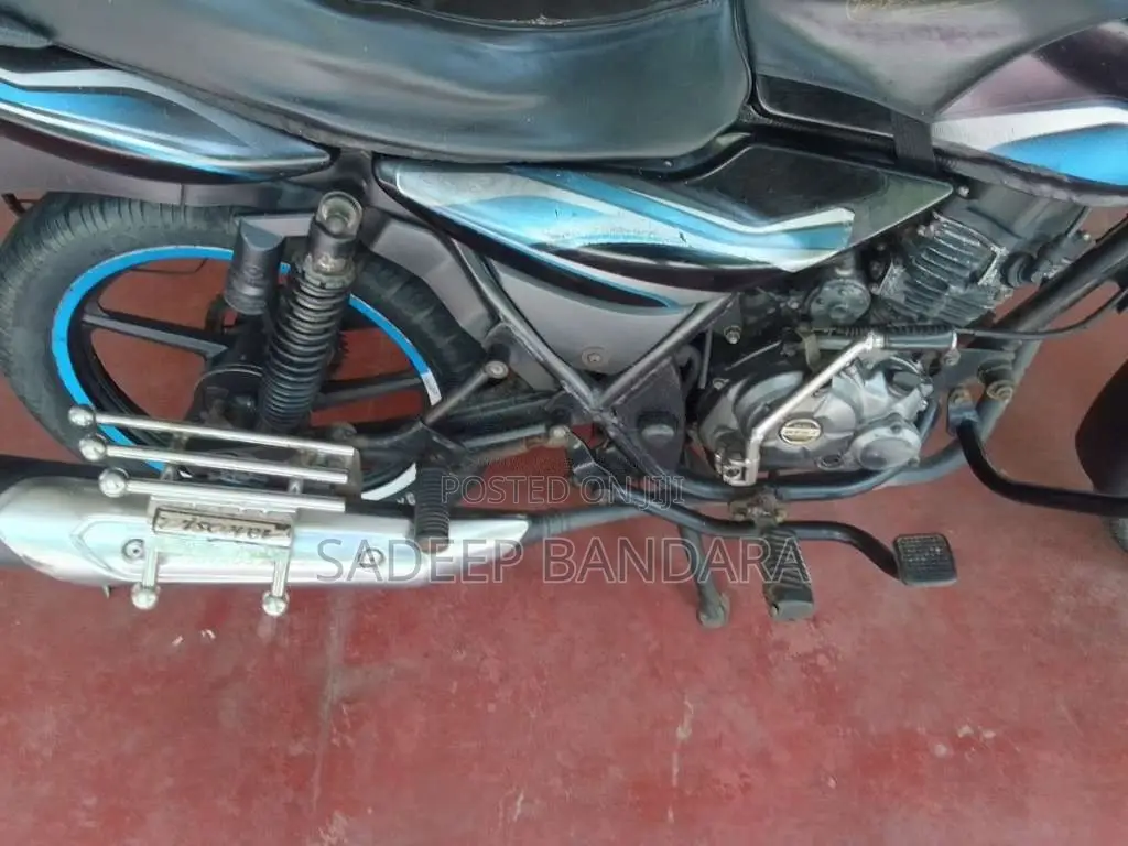 Bajaj Discover 100 2012 motorcycle (Used)