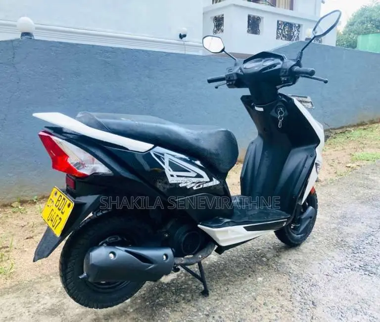 Honda Dio 2016 Motorbike (Used)