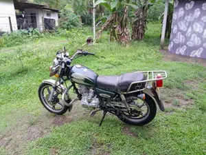 Loncin LX-125 2007 Motorbike (Used)
