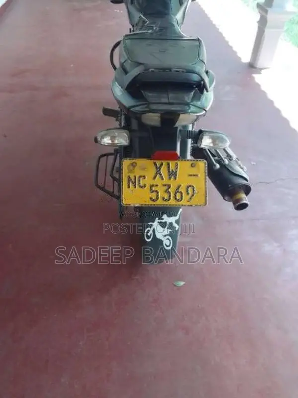 Bajaj Discover 100 2012 motorcycle (Used)