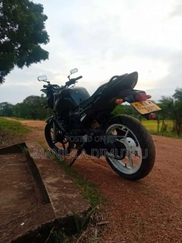 Yamaha FZ 2011 Motorbike (Used)