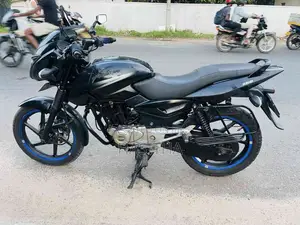 Bajaj Pulsar 2016 Motorbike (Used)