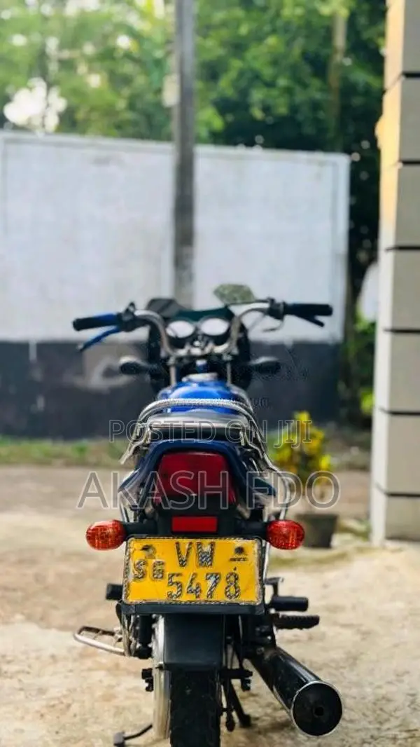 Bajaj CT-100 2010 Motorbike (Used)