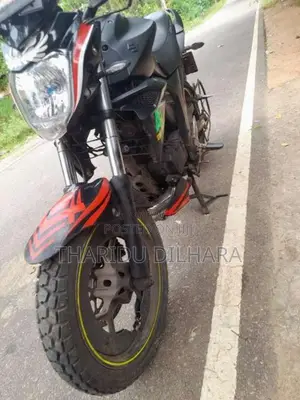 Suzuki Gixxer 2015 Motorbike (Used)