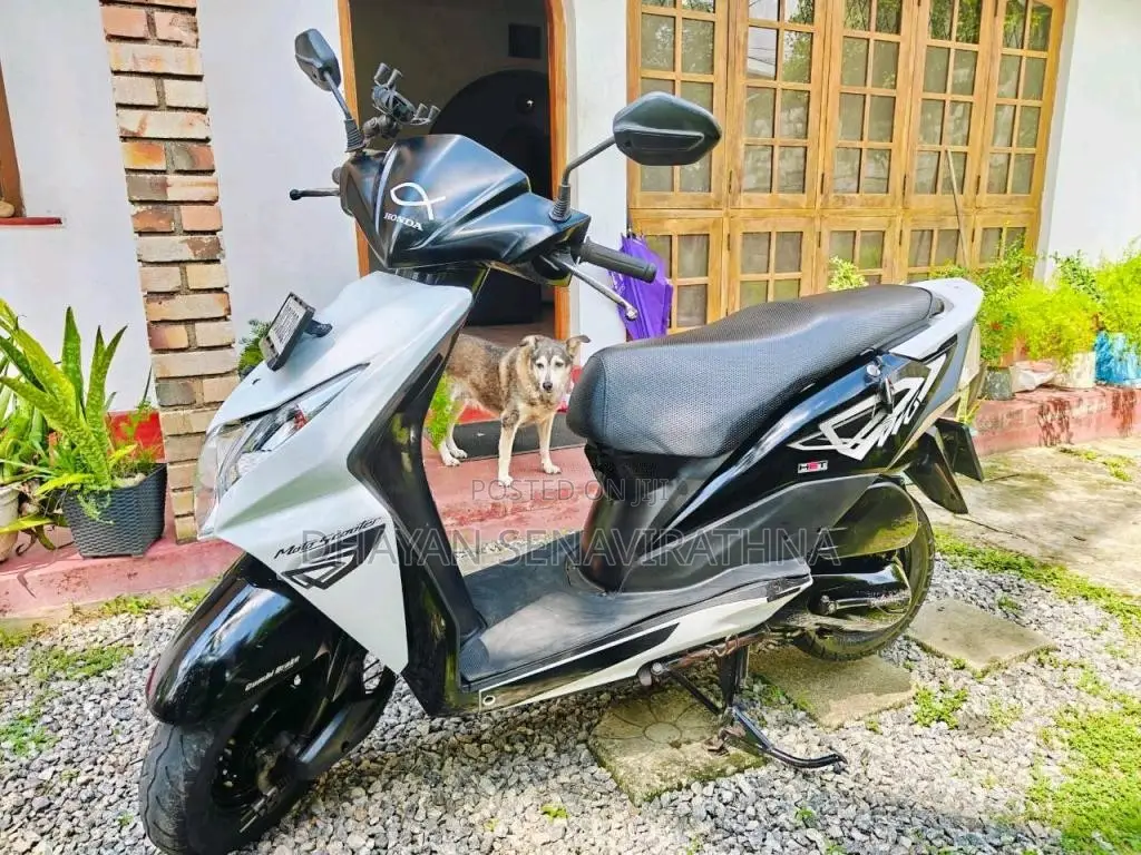 Honda Dio 2015 Motorbike (Used)