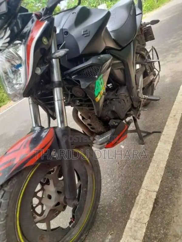 Suzuki Gixxer 2015 Motorbike (Used)