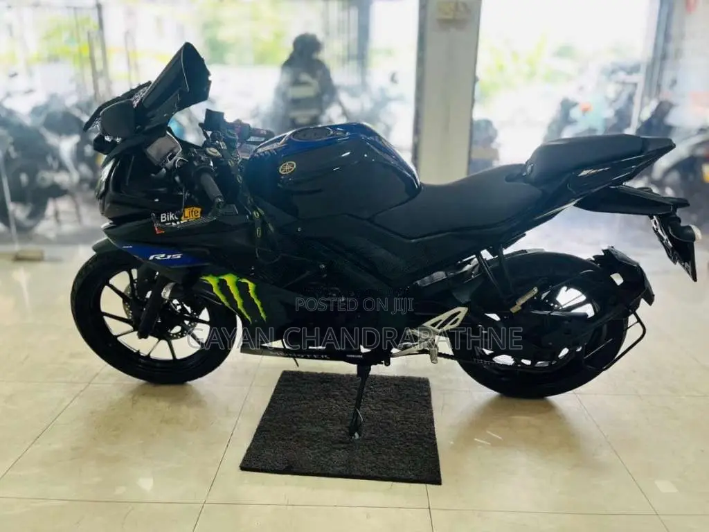 Yamaha R15 2019 Motorbike (Used)