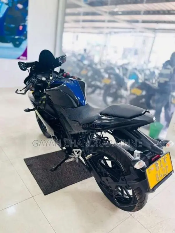 Yamaha R15 2019 Motorbike (Used)