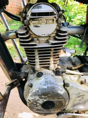 Bajaj Boxer 2002 Motorbike (Used)
