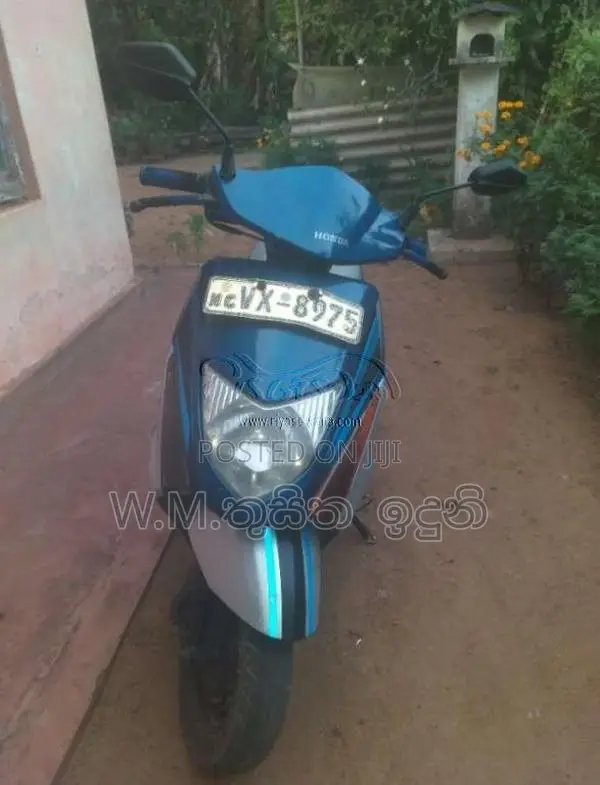 Honda Dio 2010 Motorbike (Used)