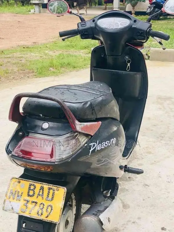 Hero Pleasure 2013 Motorbike (Used)