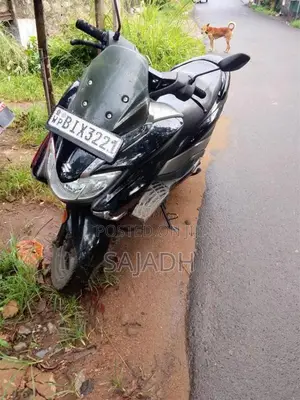 Suzuki Burgman 2020 Motorbike (Used)