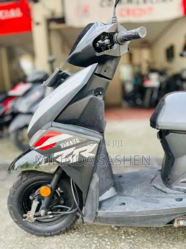Yamaha Ray Zr 2017 Motorbike (Used)