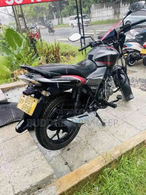 Bajaj Discover 125 2018 Motorbike (Used)