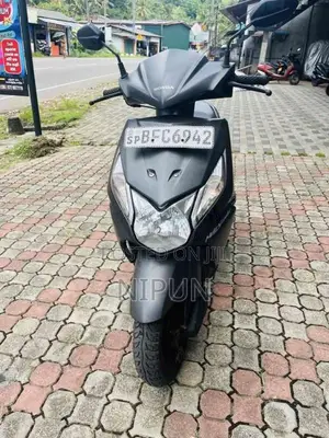 Honda Dio 2017 Motorbike (Used)