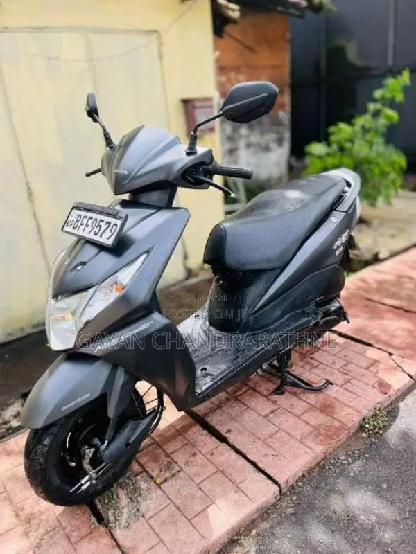 Honda Dio 2017 Motorbike (Used)