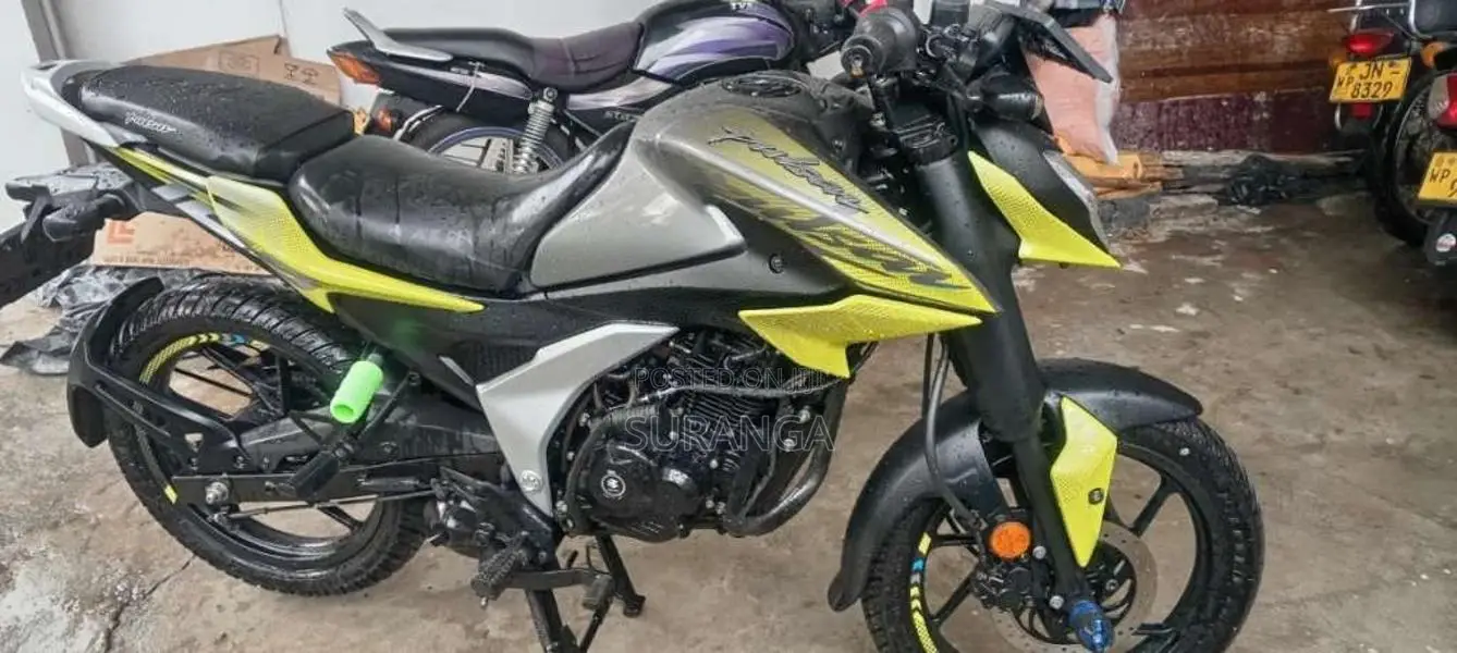 Bajaj Pulsar N125 2025 Motorbike (Used)