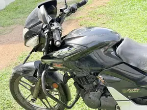 Hero-Honda CBZ 2012 Motorbike (Used)