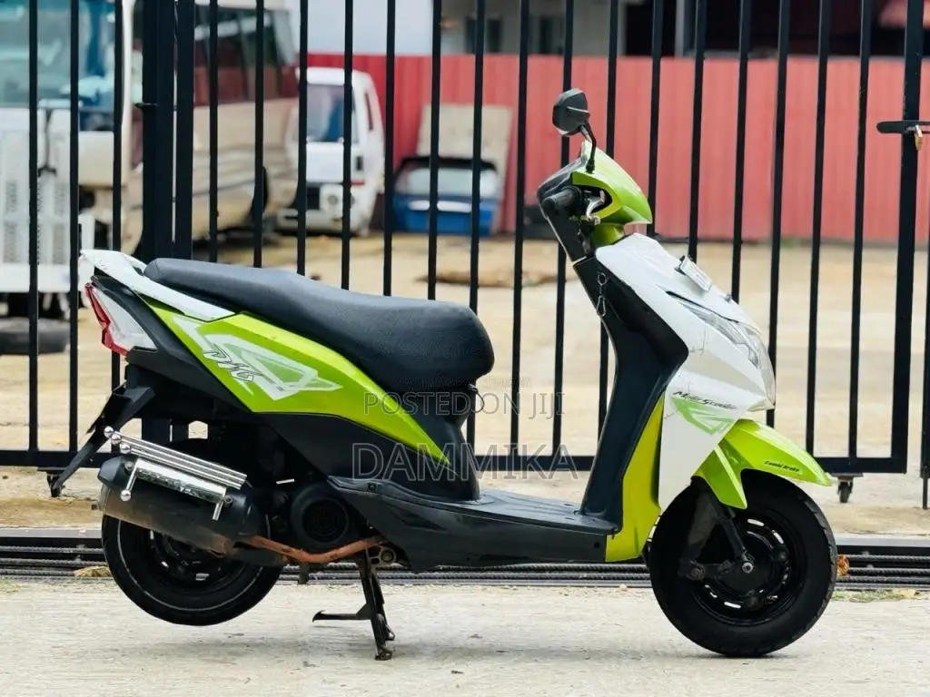 Honda Dio 2012 Motorbike (Used)