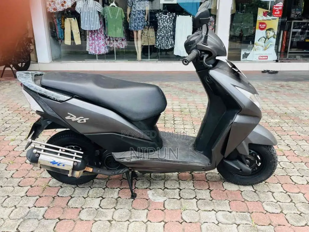 Honda Dio 2017 Motorbike (Used)