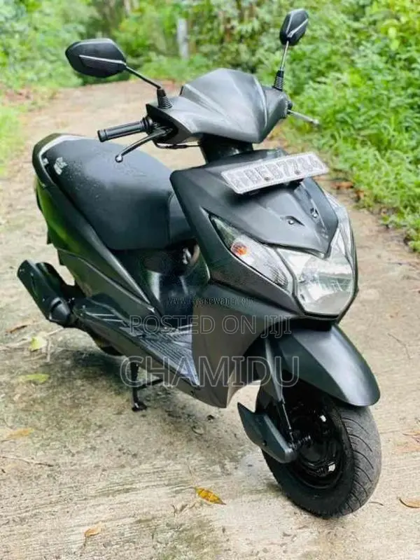 Honda DIO 2016 Motorbike (Used)