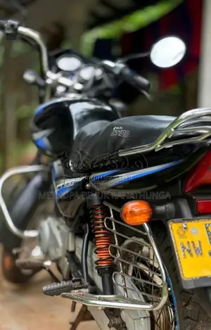 Bajaj CT-100 2017 Motorbike (Used)