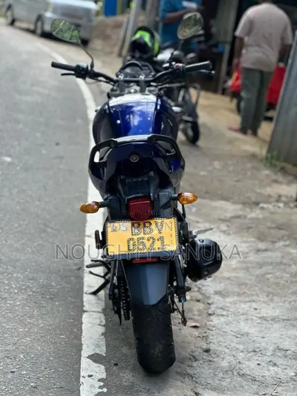 Yamaha FZ 2014 Motorbike (Used)