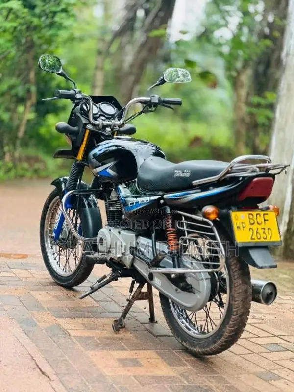 Bajaj CT-100 2015 Motorbike (Used)