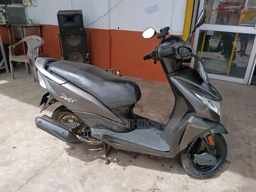 Honda Dio 2017 Motorbike (Used)