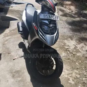 Aprilia SR 125 2019 Motorbike (Used)