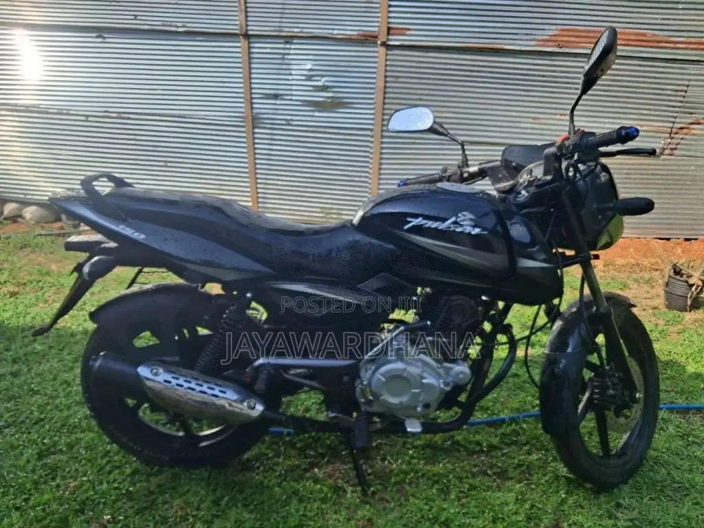 Bajaj Pulsar 150 2015 Motorbike (Used)