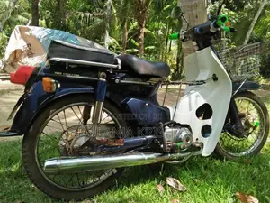 Honda Super Cub 2001 Motorbike (Used)