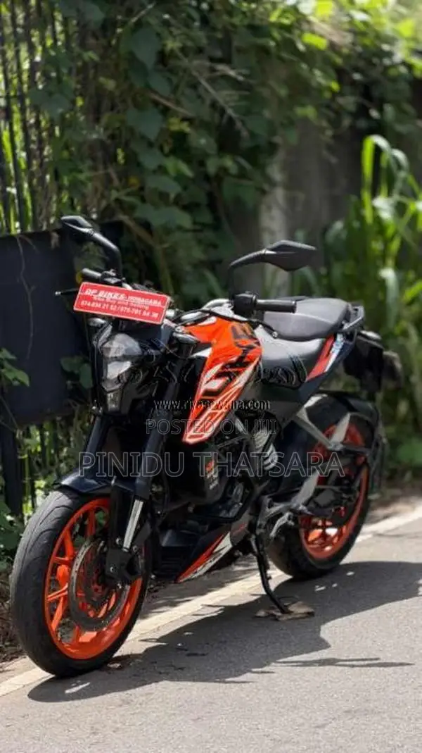 KTM Duke 125 2019 Motorbike (Used)