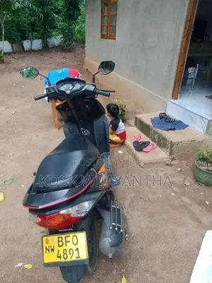 Honda Dio 2018 Motorbike (Used)
