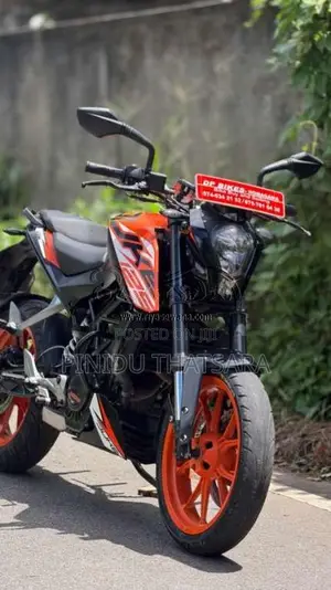 KTM Duke 125 2019 Motorbike (Used)