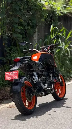 KTM Duke 125 2019 Motorbike (Used)