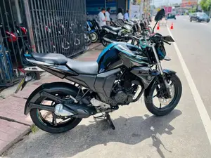 Yamaha FZ-S Version 2.0 2016 Motorbike (Used)