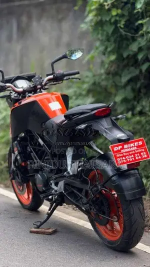 KTM Duke 125 2019 Motorbike (Used)