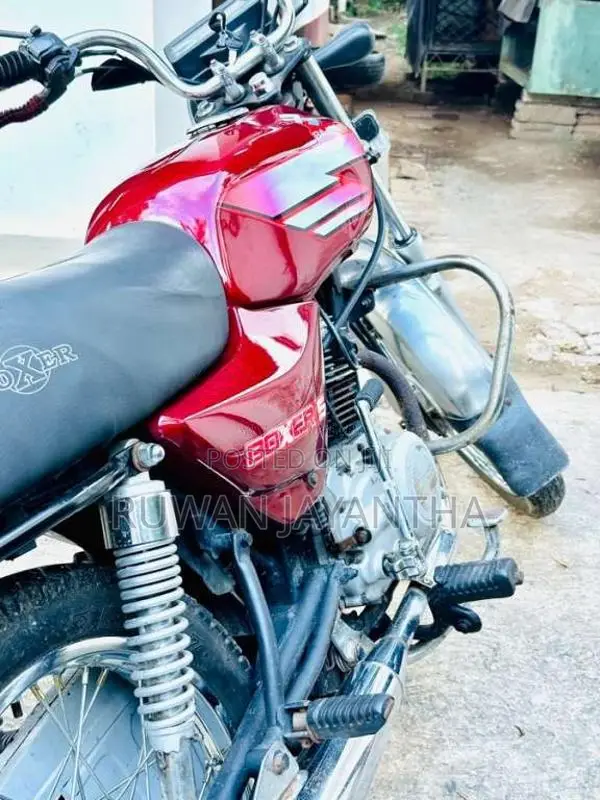 Bajaj Boxer 2009 Motorbike (Used)
